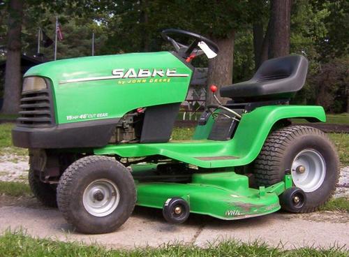 John Deere 1338, 1538, 1546, 1638 Sabre Lawn Tractors Technical  Manual Workshop Guide